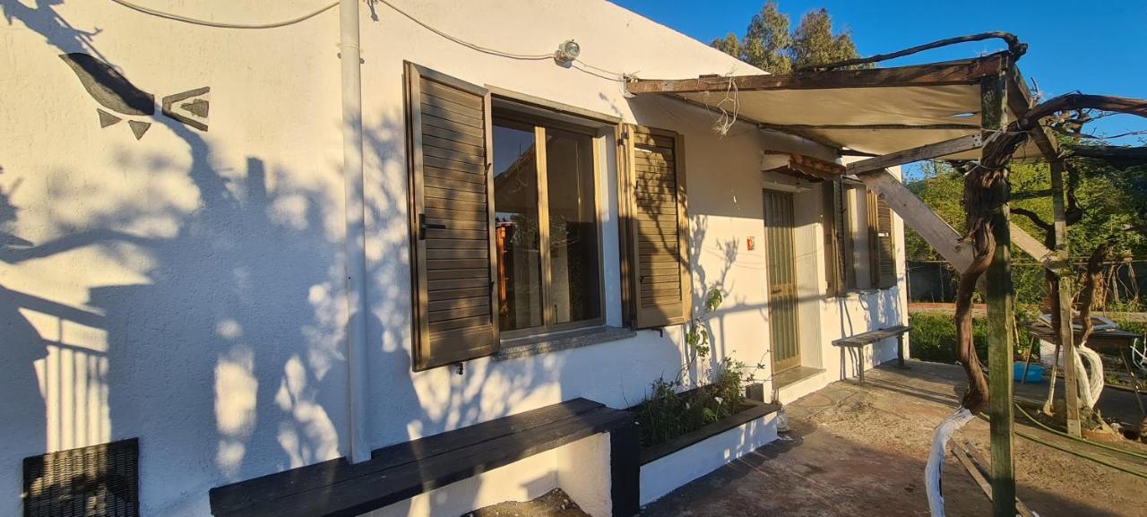 Cosy Home With Private Parking By The Sea Siniscola Bagian luar foto